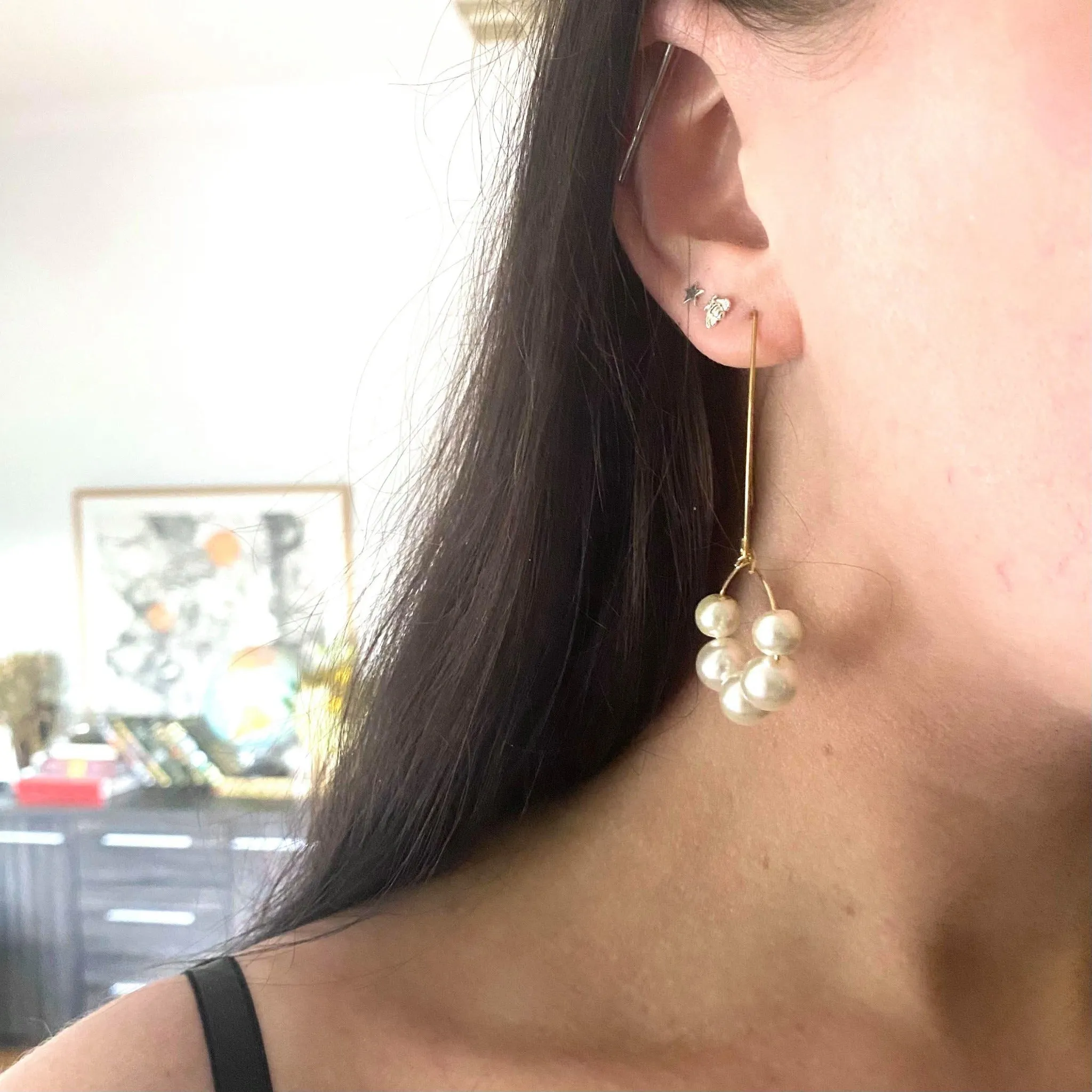 Arch Earrings - Pearl Hoop