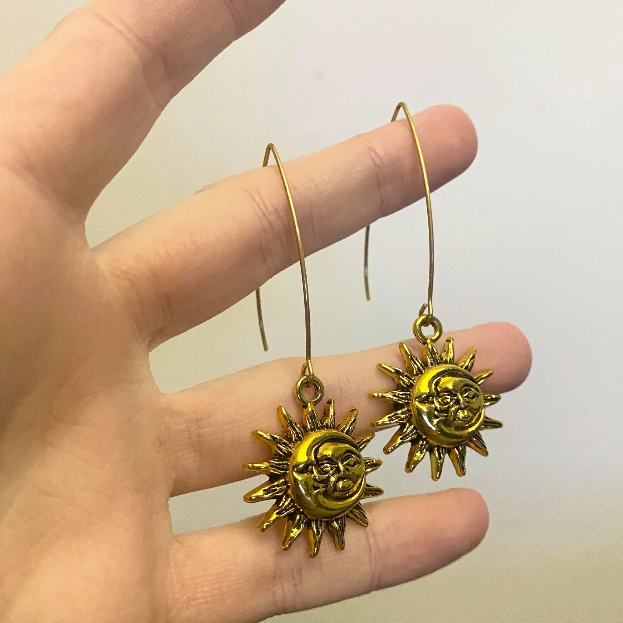 Arch Earrings - Zodiac Sun