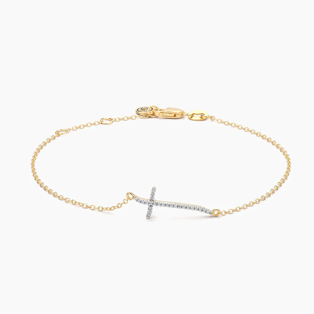 Criss Cross Chain Bracelet in Gold