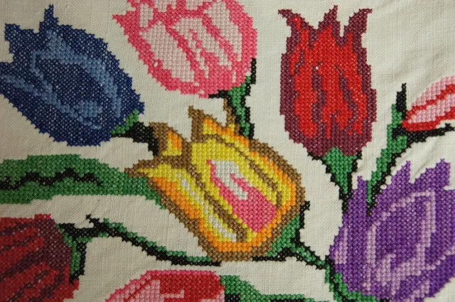 Cross Stitch Tulip Tablecloth