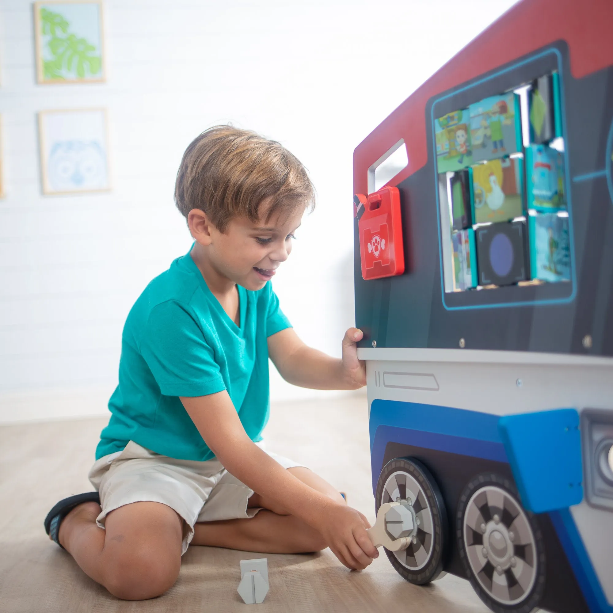 PAW Patrol Wooden PAW Patroller Activity Center