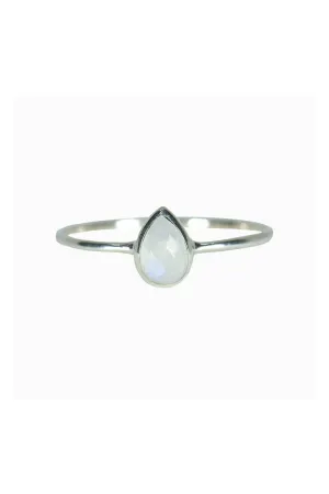 TEARDROP MOONSTONE RING | SILVER