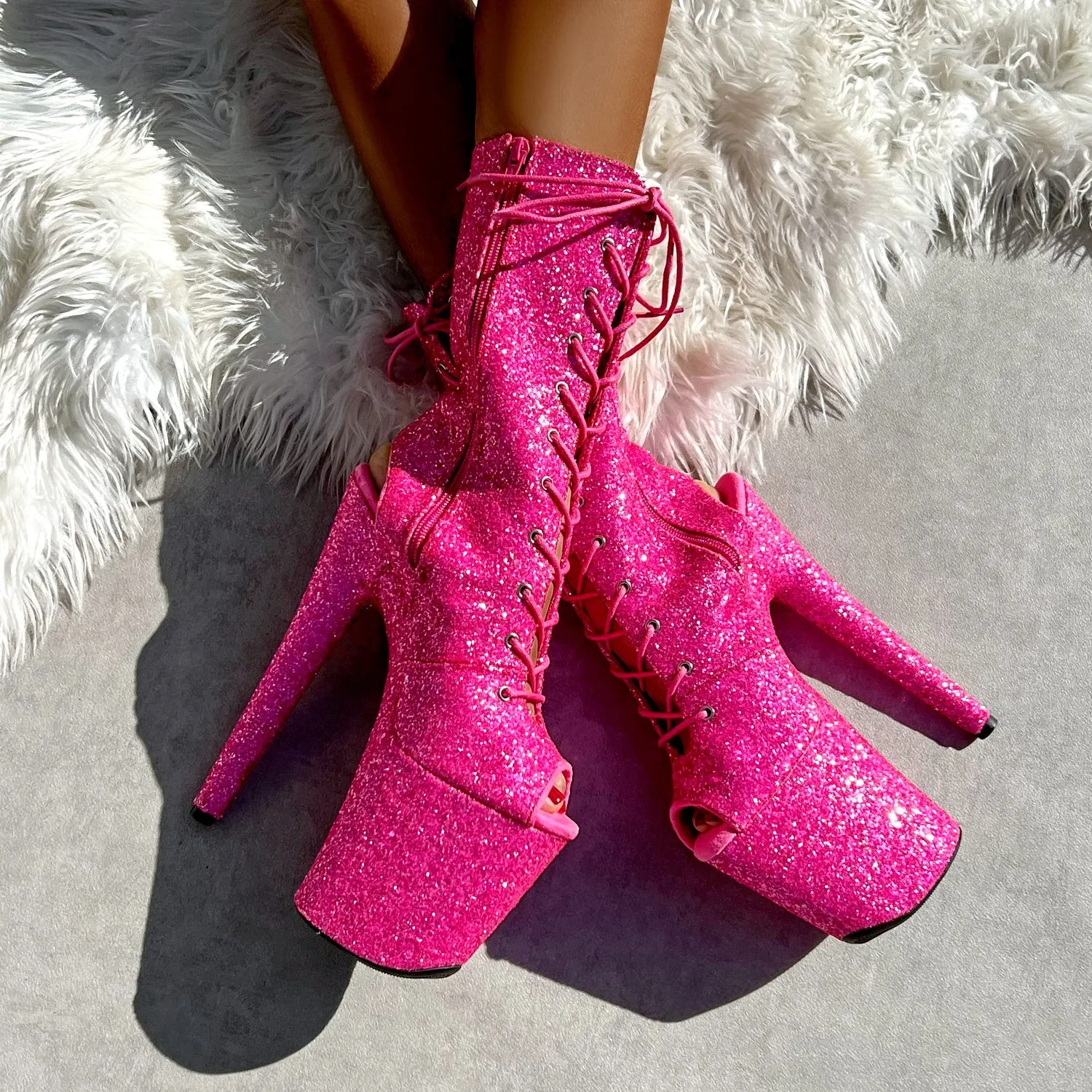 The Glitterati Xtra - OHOT Boot - Kitty Pink - 8INCH