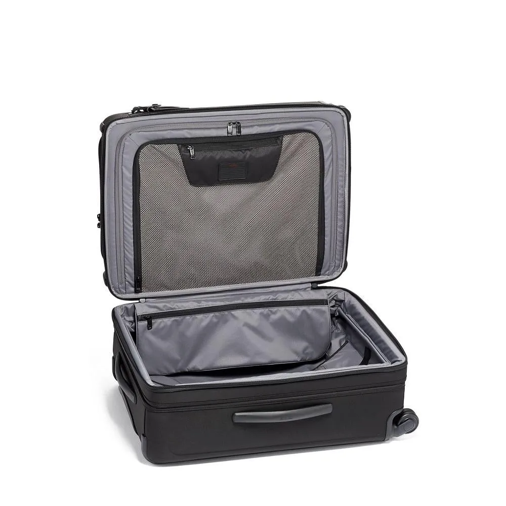 Tumi Alpha 3 Short Trip Expandable 4 Wheeled Packing Case